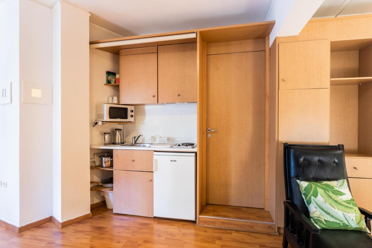 Appartamento Beautiful Studio - Heart Of Atene Esterno foto